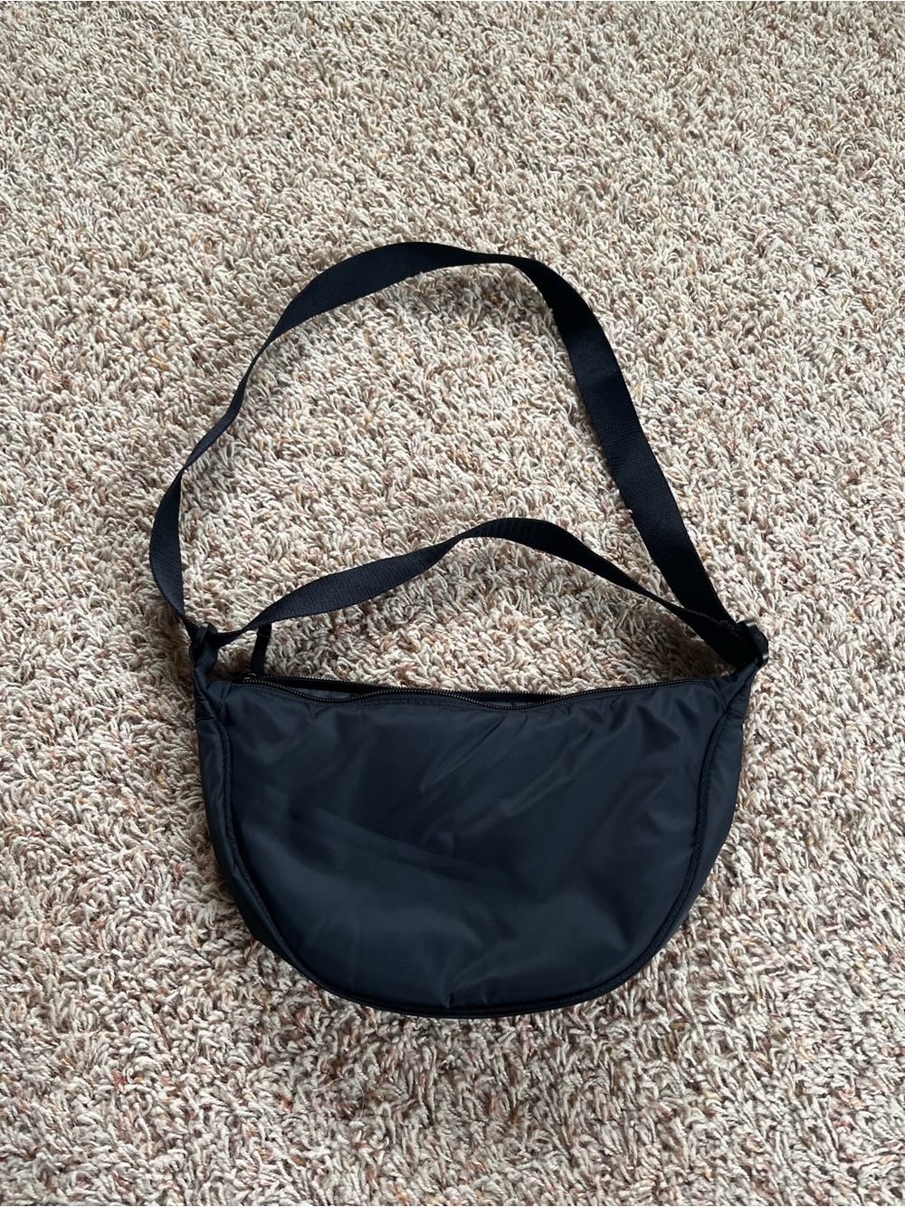 Black nylon crossbody bag🖤